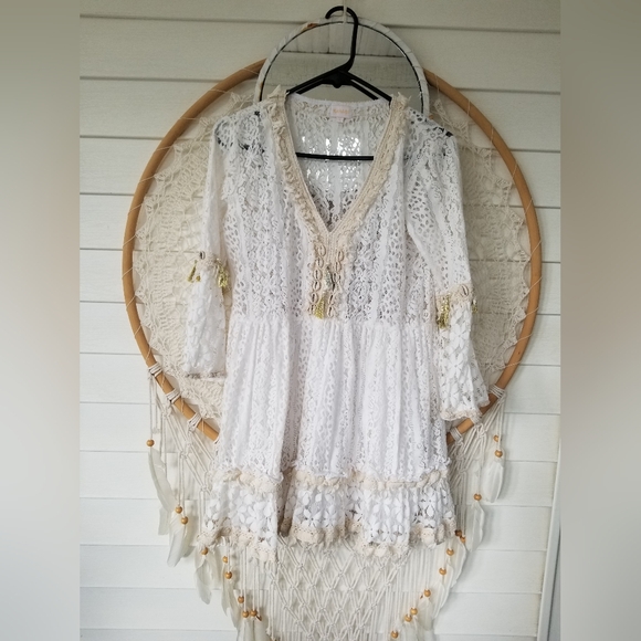Boho Lacey Eyelet Dress Size Small Fits Small & Medium Best - Picture 2 of 5